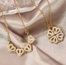 COLLAR TRÉBOL DE CORAZONES