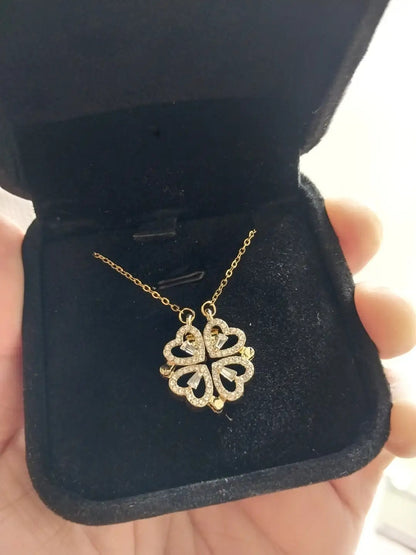 COLLAR TRÉBOL DE CORAZONES
