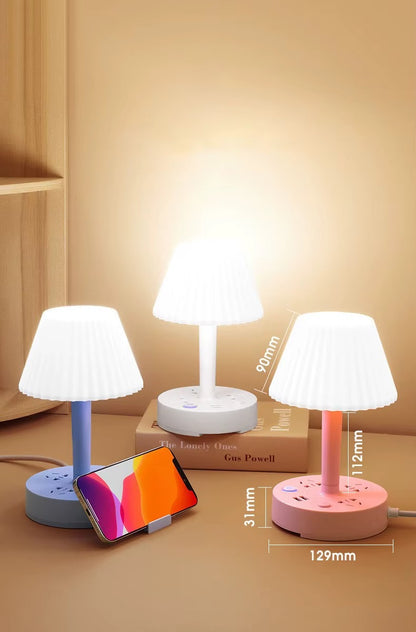 💡PowerLamp 3 en 1 – Lámpara LED con Enchufes Integrados✨